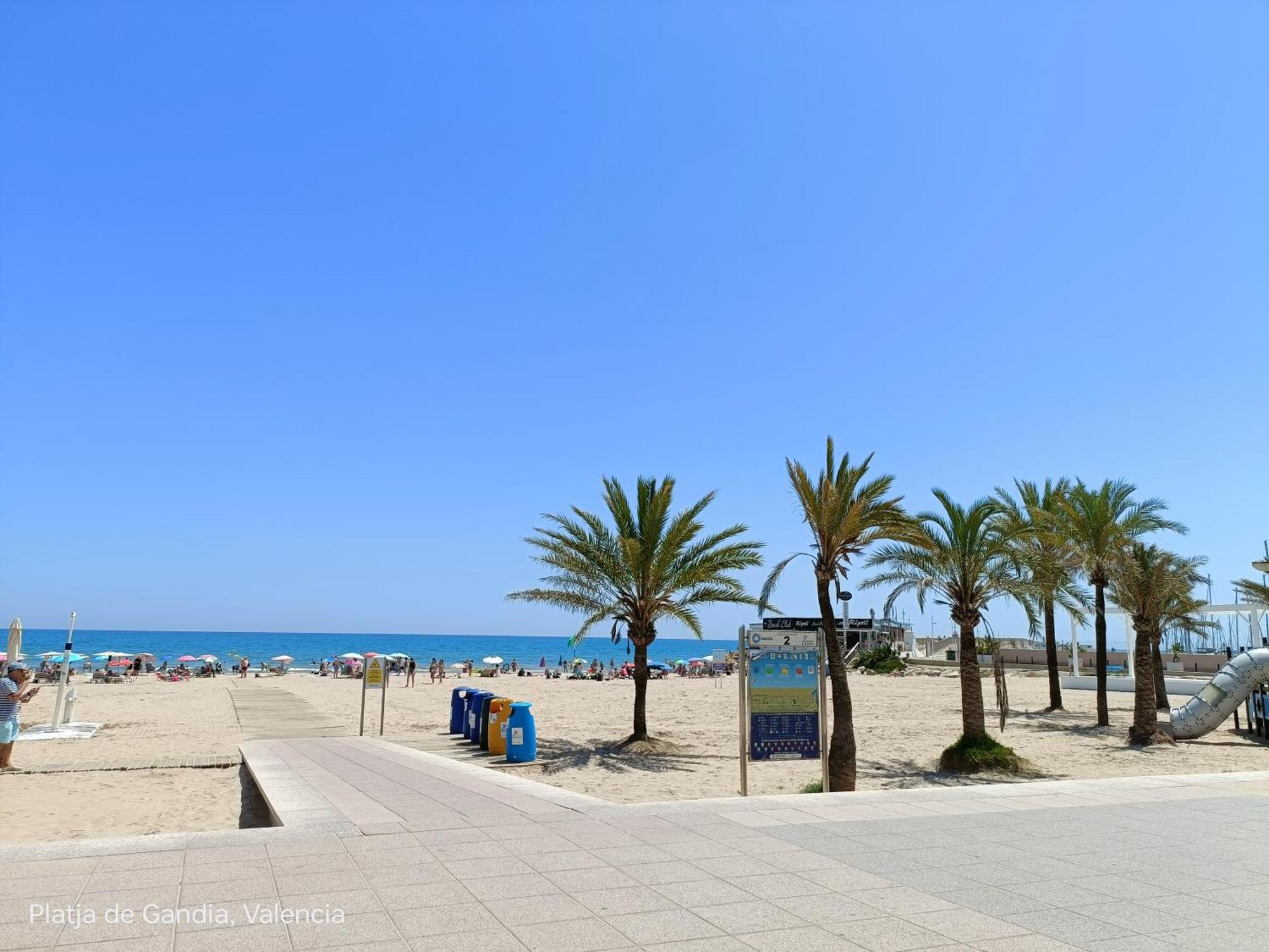 Daoiz, Vivienda Vacacional Para Familias Y Mayores De 25 Anos En El Grao De Gandia 3Ro Sin Ascensor Playa de Gandía Exterior foto
